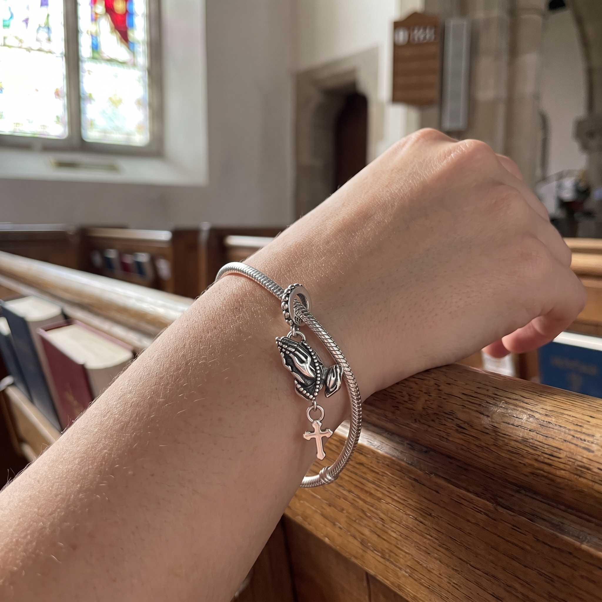 Praying Hands Charm