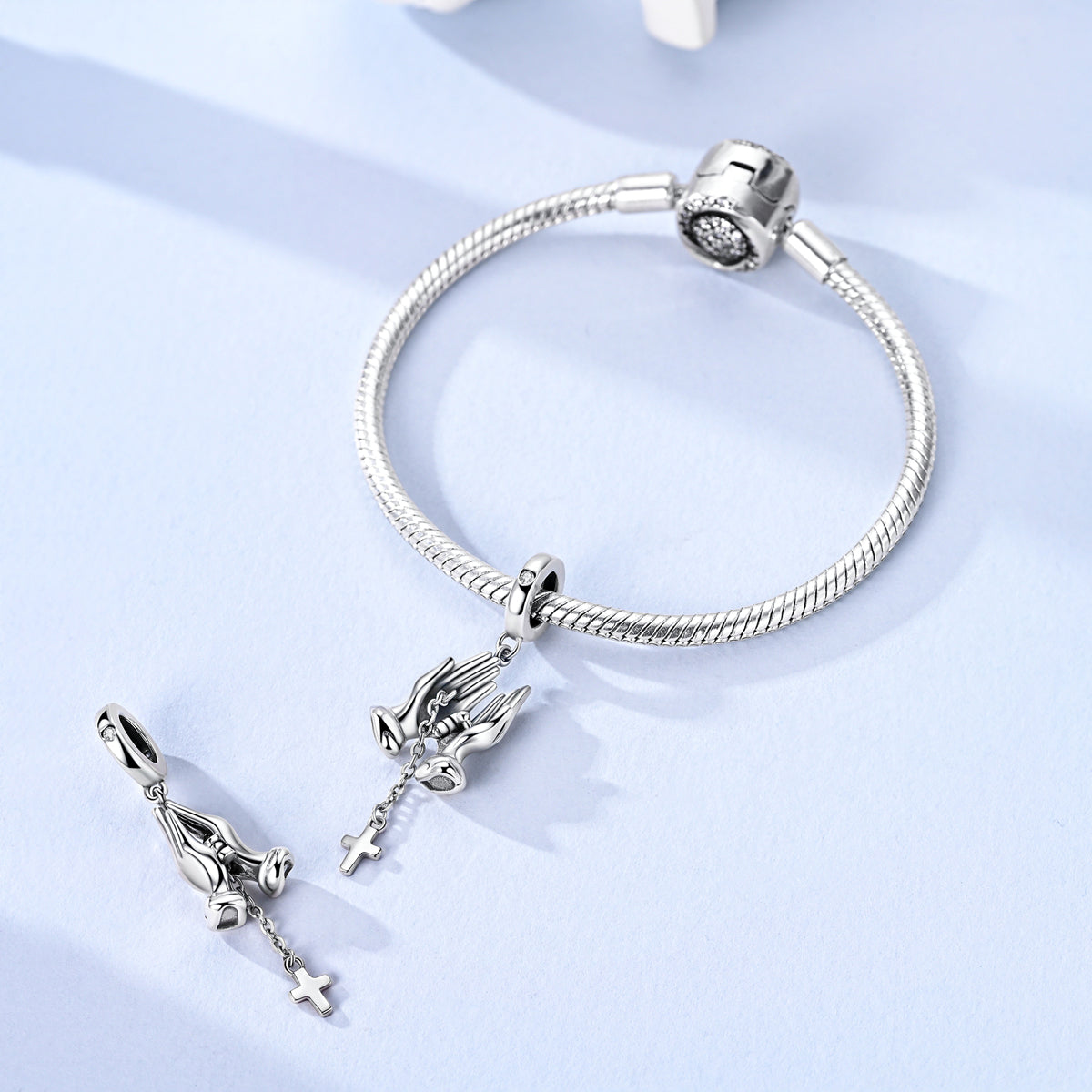 Praying Hands Charm